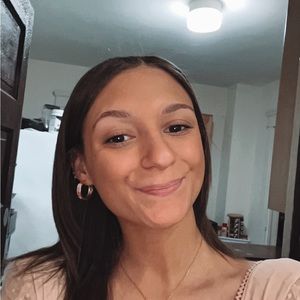 Meet your Posher, Alison